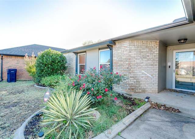 Property at 7916 NW 83rd St, Oklahoma City, OK 73132, 3 beds, 2 baths