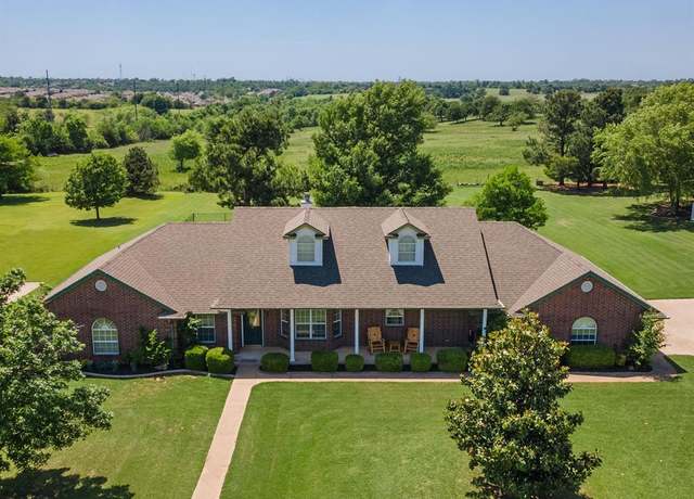 Property at 1423 Hidden Valley Ln, Choctaw, OK 73020, 3 beds, 2.5 baths