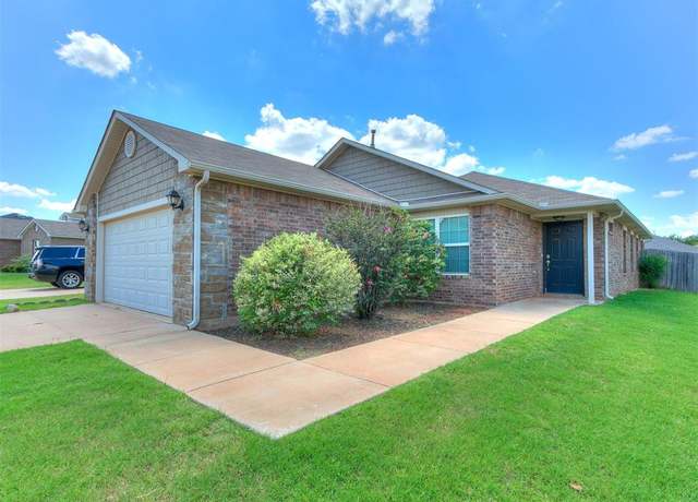 Property at 2701 Sugar Pine Dr, Yukon, OK 73099, 3 beds, 2 baths