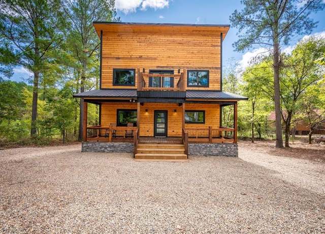 Property at 252 N Lukfata Trail Rd, Broken Bow, OK 74728, 1 bed, 1.5 baths