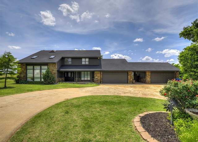 Property at 19005 Aerial Rd, Edmond, OK 73012, 4 beds, 3 baths