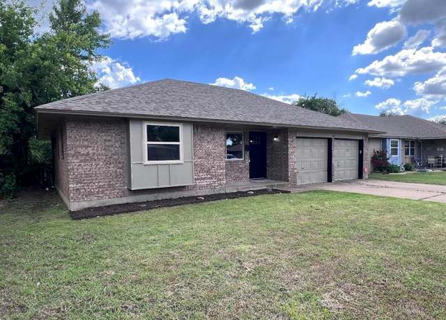 Property at 748 SW 2nd St, Moore, OK 73160, 3 beds, 1.5 baths