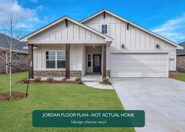 Property at 306 Mission Hills Dr, Guthrie, OK 73044, 3 beds, 2 baths