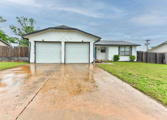 Property at 1909 SE 12th St, Moore, OK 73160, 3 beds, 1.5 baths