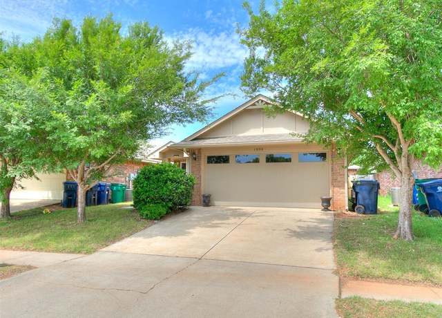 Property at 19901 Adagio Ln, Edmond, OK 73012, 3 beds, 2 baths