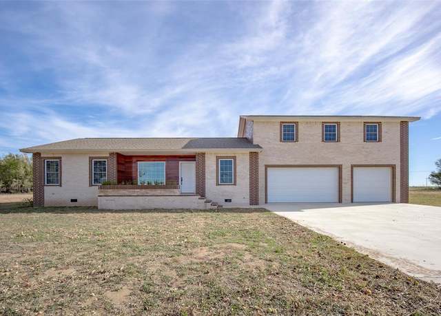 Property at 620 Rusty Wayne Dr, Mooreland, OK 73852, 4 beds, 3.5 baths