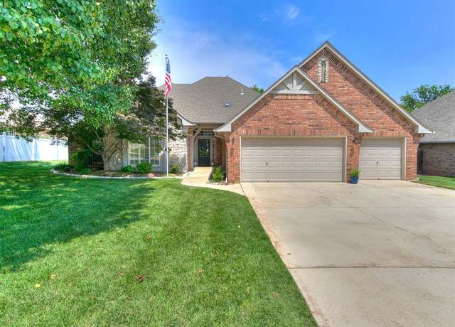 Property at 2601 Ashehollow Ln, Edmond, OK 73034, 4 beds, 3 baths