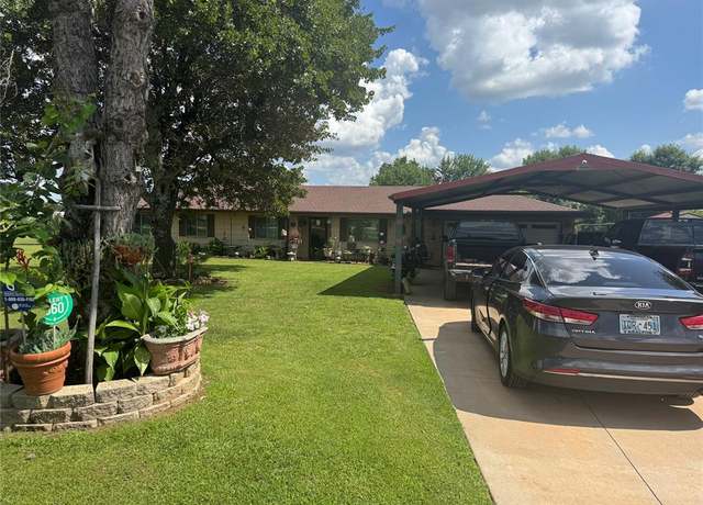 Property at 15818 Nelson Rd, Norman, OK 73026, 3 beds, 2 baths