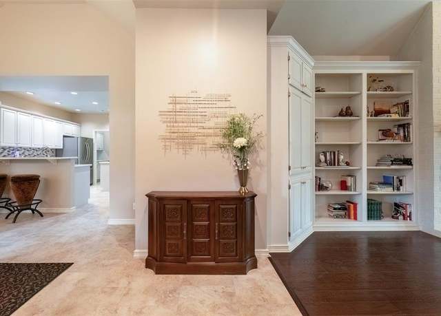 Property at 8664 N May Ave Unit 21B, Oklahoma City, OK 73120, 2 beds, 2.5 baths
