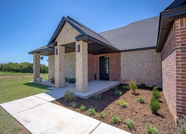 Property at 2040 County Road 1336, Blanchard, OK 73010, 4 beds, 2.5 baths