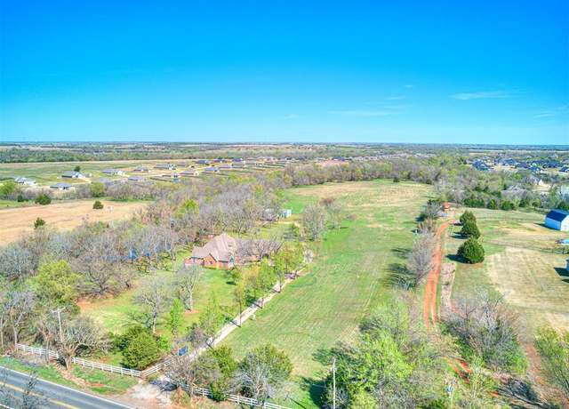 Property at 5809 W Waterloo Rd, Edmond, OK 73025, 3 beds, 2.5 baths