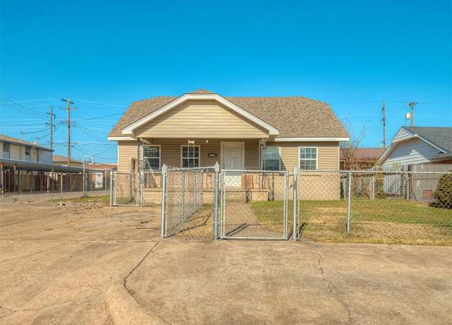 Property at 1105 SW 60th St, Oklahoma City, OK 73139, 5 beds, 2 baths