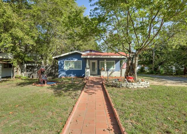 Property at 213 W 7th St, Wewoka, OK 74884, 3 beds, 1 bath