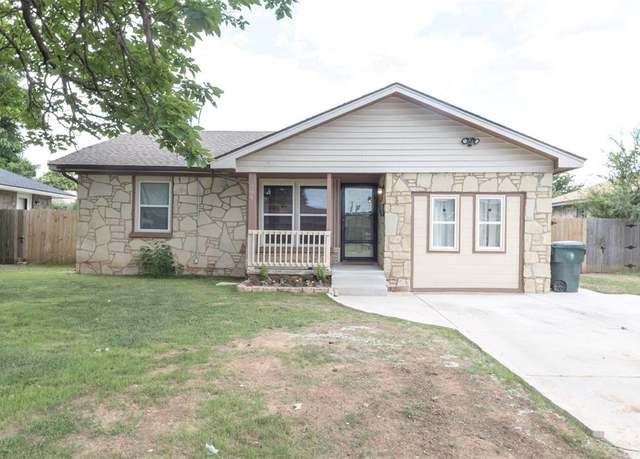 Property at 204 E Coe Dr, Midwest City, OK 73110, 3 beds, 1 bath