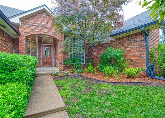 Property at 13912 Middleberry Rd, Edmond, OK 73013, 4 beds, 3 baths