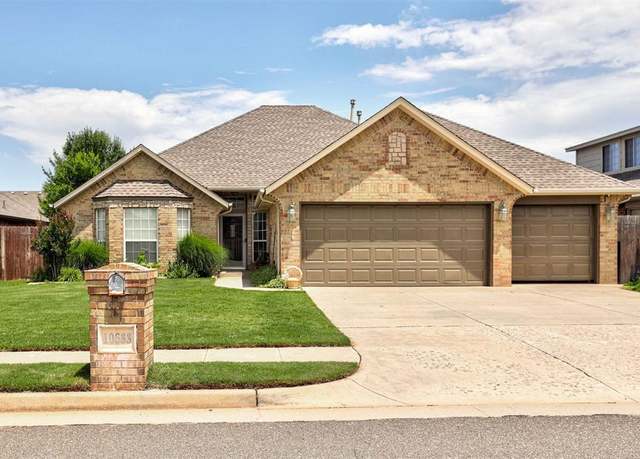 Property at 10633 NW 38th St, Yukon, OK 73099, 3 beds, 2 baths