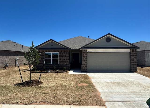 Property at 4112 Olivia St, Mustang, OK 73064, 3 beds, 2 baths