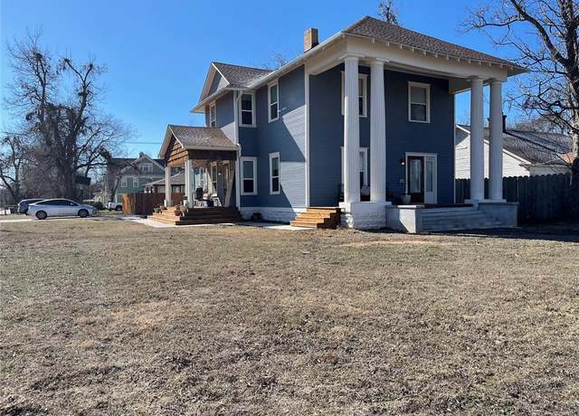 Property at 1401 W Chickasha Ave, Chickasha, OK 73018, 4 beds, 2.5 baths