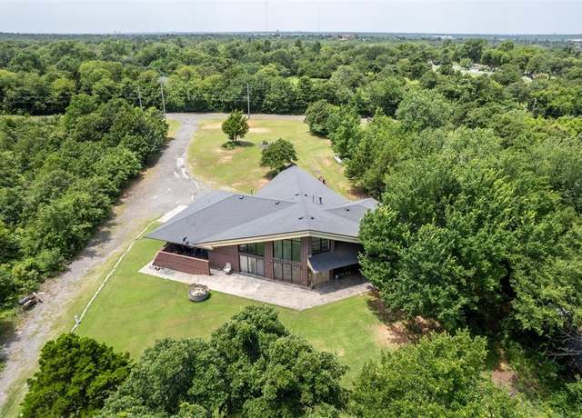Property at 8900 N Air Depot Blvd, Oklahoma City, OK 73151, 3 beds, 2.5 baths