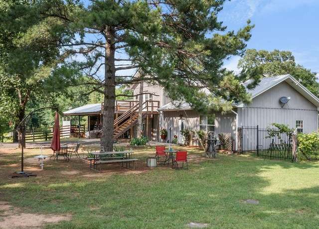 Property at 2645 E 2090 Rd, Hugo, OK 74743, 3 beds, 2 baths