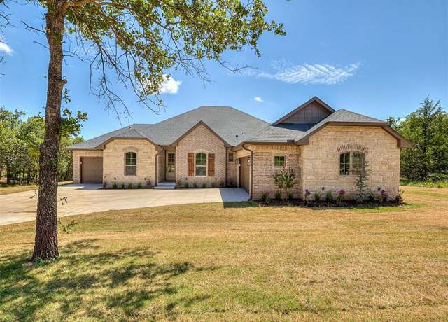 Property at 8081 Longbow, Guthrie, OK 73044, 4 beds, 3 baths