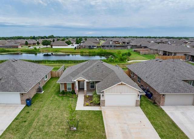 Property at 1712 Bloomington Ct, Newcastle, OK 73065, 3 beds, 2 baths