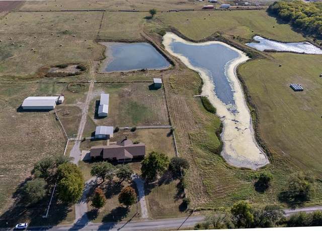 Property at 2876 E Redbud Rd, Purcell, OK 73080, 3 beds, 2 baths