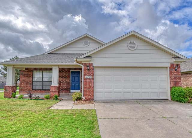 Property at 10700 NW 36th Pl, Yukon, OK 73099, 3 beds, 2 baths