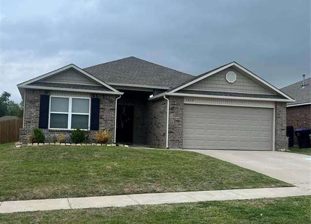 Property at 1419 Onyx St, Noble, OK 73068, 4 beds, 2 baths