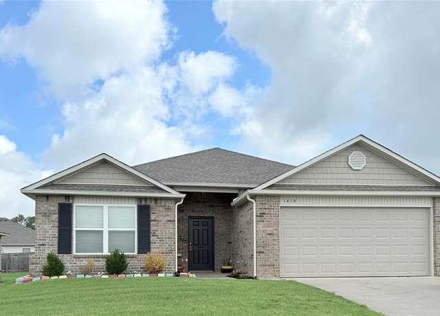 Property at 1419 Onyx St, Noble, OK 73068, 4 beds, 2 baths