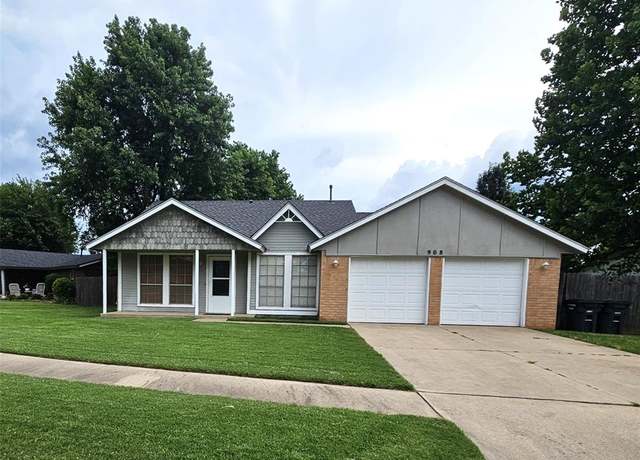 Property at 908 Bronze Medal Rd, Moore, OK 73160, 2 beds, 1 bath