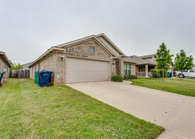 Property at 421 Scully Rd, Yukon, OK 73099, 4 beds, 2 baths