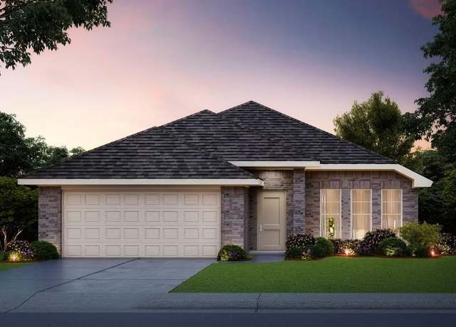 Property at 18213 Austin Ct, Edmond, OK 73012, 4 beds, 2 baths