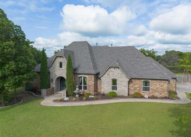Property at 126 Castle Gate Dr, Choctaw, OK 73020, 3 beds, 2.5 baths