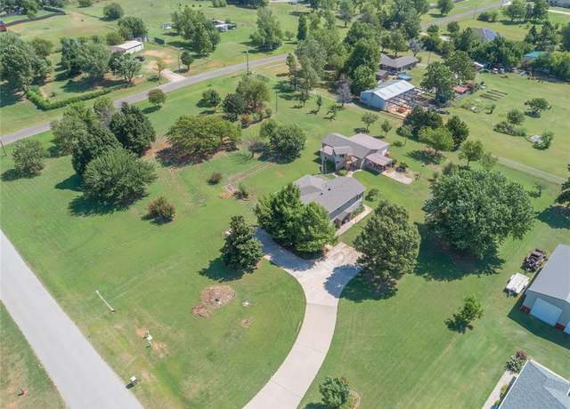 Property at 318 Grigsby Rd, Newcastle, OK 73065, 3 beds, 2.5 baths