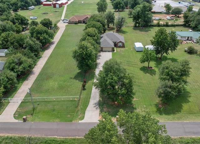 Property at 2138 E Frontier Ter, Mustang, OK 73064, 3 beds, 2 baths