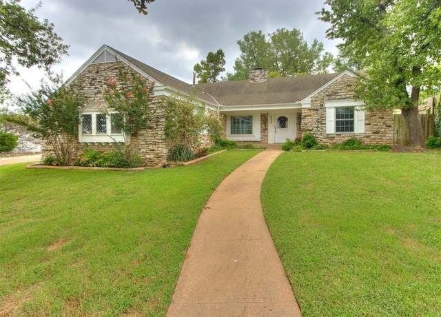 Property at 822 Willment Pl, Edmond, OK 73034, 3 beds, 2.5 baths