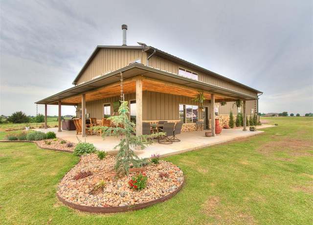 Property at 7562 NW Lorraine Dr, Piedmont, OK 73078, 3 beds, 3 baths