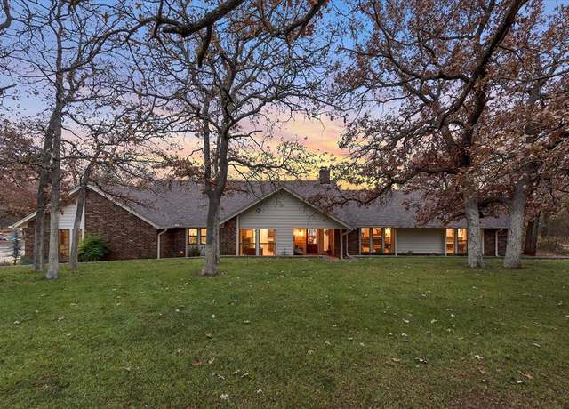 Property at 811 W Lake Rd, Guthrie, OK 73044, 3 beds, 3.5 baths