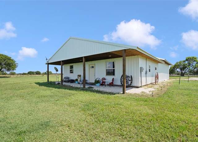 Property at 50662 E County Road 1510, Stratford, OK 74872, 2 beds, 1 bath