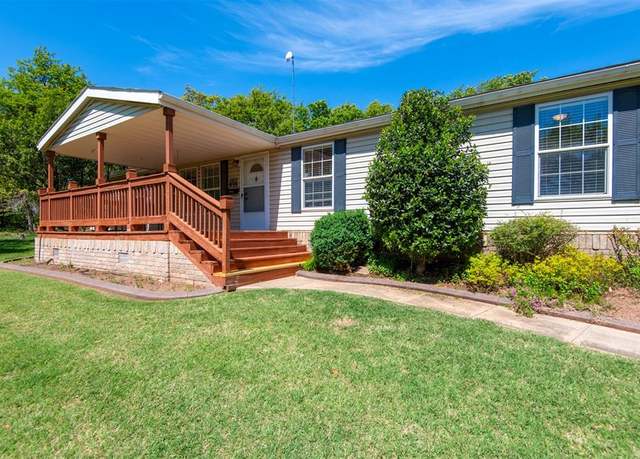 Property at 13351 EL Zorro, Edmond, OK 73034, 4 beds, 2 baths