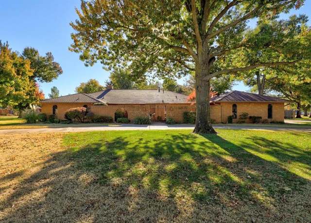 Property at 208 W Charlotte Dr, Oklahoma City, OK 73139, 4 beds, 2.5 baths