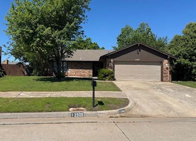 Property at 12505 Hickory Hollow Dr, Oklahoma City, OK 73142, 3 beds, 2 baths