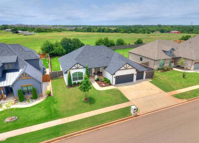 Property at 3708 Vintage Creek Dr, Norman, OK 73069, 4 beds, 2.5 baths