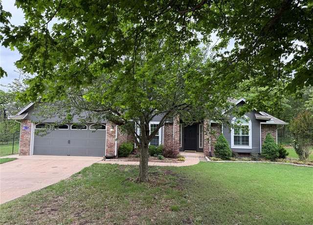 Property at 7900 Double Springs Dr, Oklahoma City, OK 73150, 3 beds, 2.5 baths