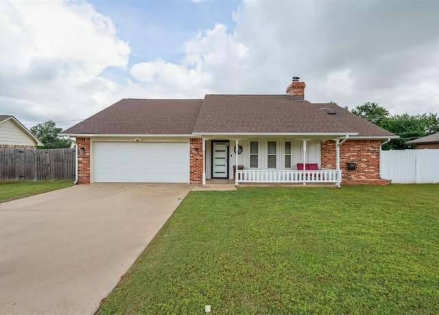 Property at 1913 E Ensey Ter, Mustang, OK 73064, 3 beds, 2 baths