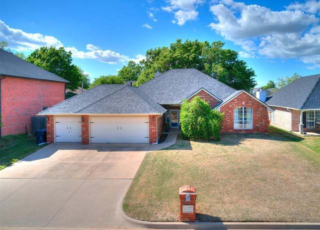 Property at 11717 Blue Moon Ave, Oklahoma City, OK 73162, 3 beds, 2 baths