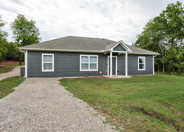 Property at 332191 E Caprock Dr, Wellston, OK 74881, 3 beds, 2 baths