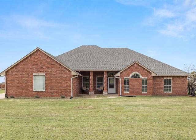 Property at 3751 Whisper Creek Dr, Edmond, OK 73034, 4 beds, 2.5 baths