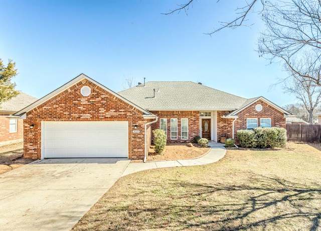 Property at 3005 Weymouth Way, Norman, OK 73071, 4 beds, 2 baths